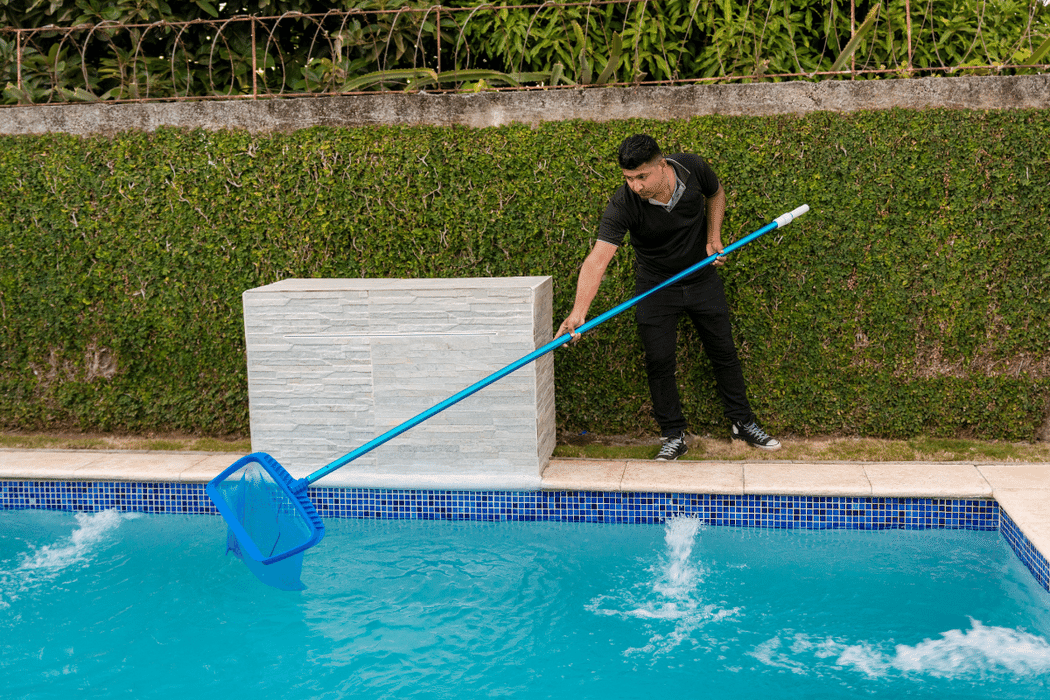 swimming pool cleaning